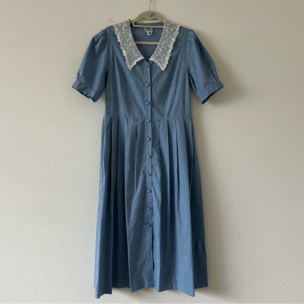Vintage Laura Ashley Chambray Prairie Dress Lace Peter Pan Collar Blue Size 10 - Picture 4 of 16